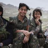 Tappaa terroristi: kuinka kurdi naiset vastustavat ISIS:iä